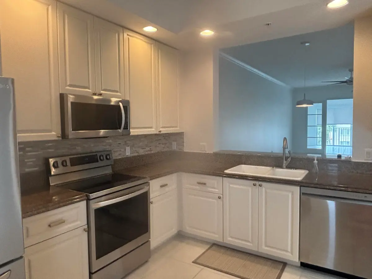 Kitchen at 7 HARBOUR ISLE Drive 304, Fort Pierce