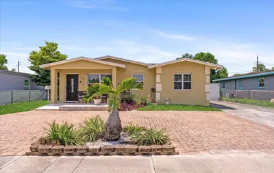 708 HILLCREST Boulevard, West Palm Beach – Single Family Residence for sale