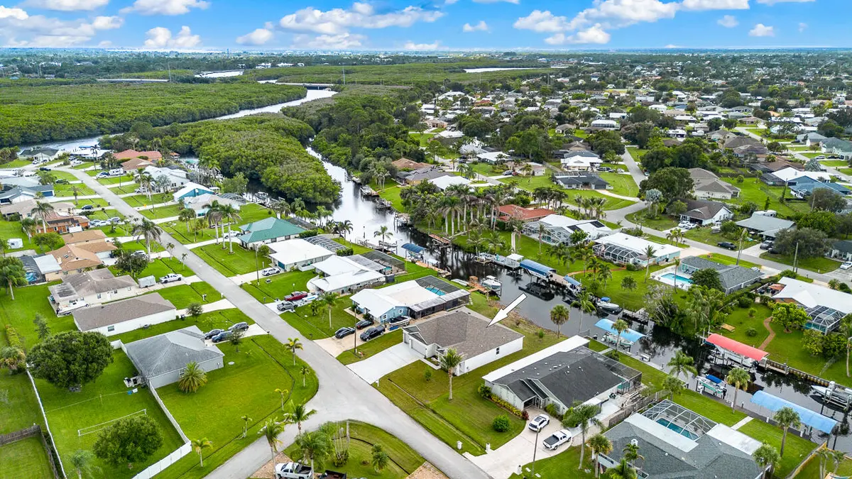 798 SE Seahouse Drive-4 at 798 SE Seahouse Drive, Port St. Lucie