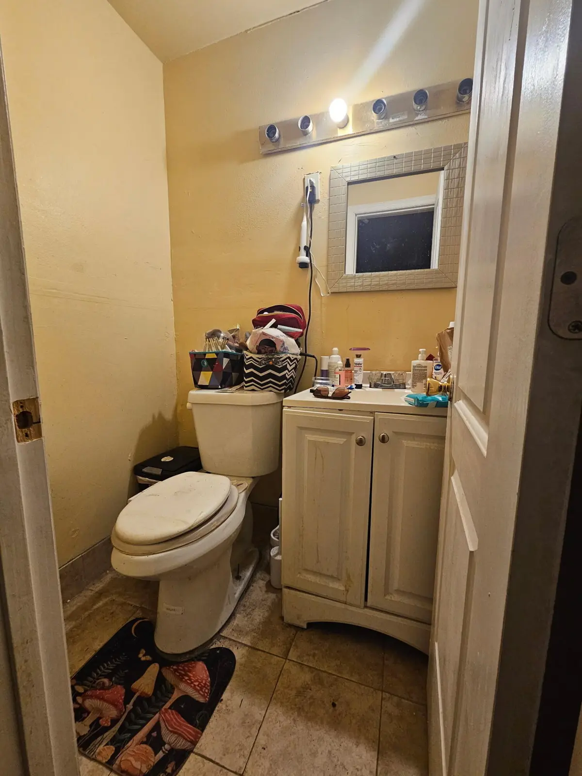 Master bath at 8670 And 8690 63RD Avenue, Vero Beach