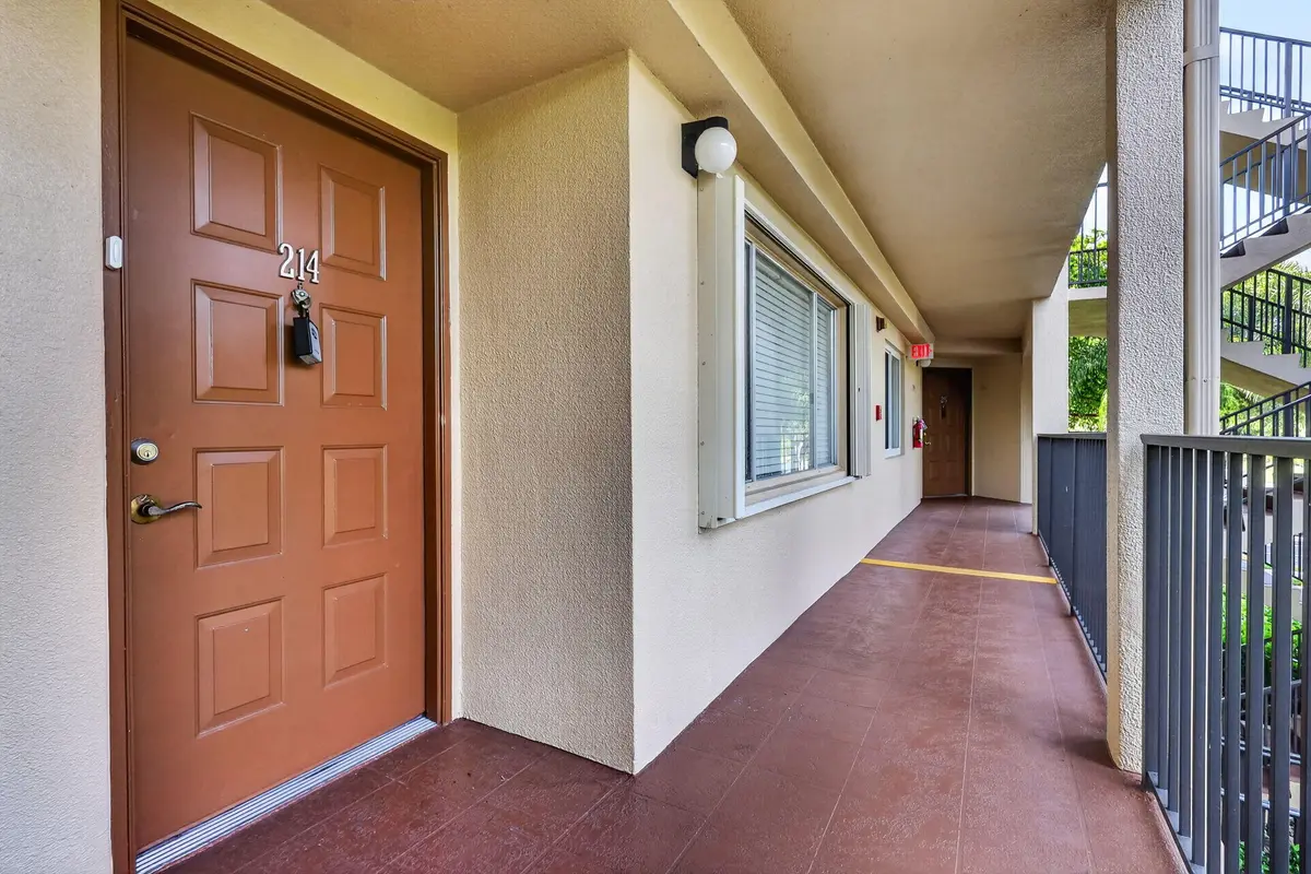 2-web-or-mls-8H3A0007 at 1301 SW 142nd Avenue 214H, Pembroke Pines