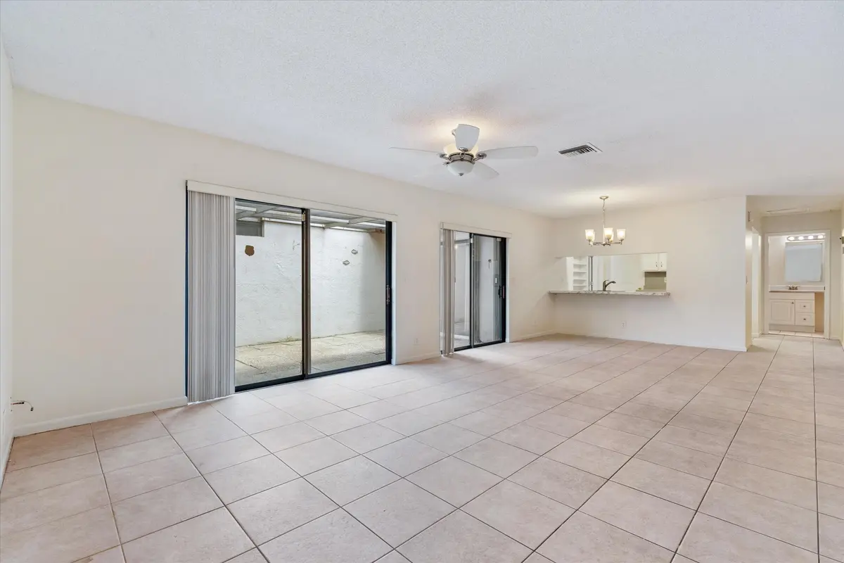 LIVING ROOM at 2035 SW 24TH Circle, Boynton Beach