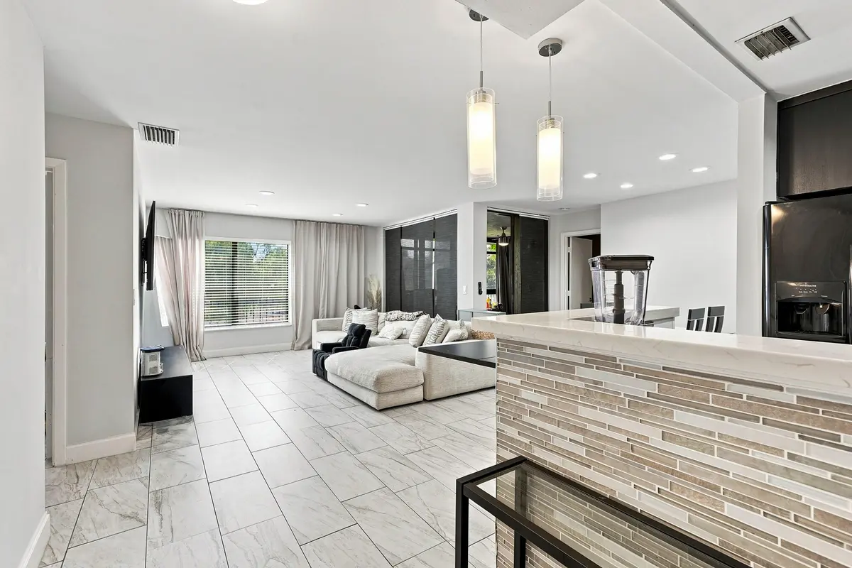 04_dsc06523 at 2581 CARAMBOLA Circle 1868, Coconut Creek