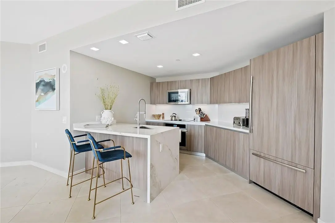Photo 5 at 401 N BIRCH Road 508, Fort Lauderdale