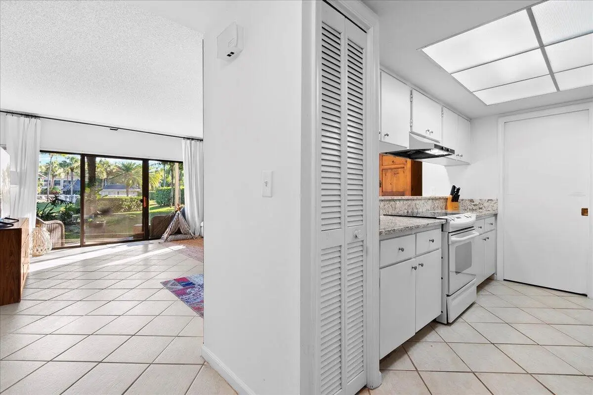 05-JLC_6498.jpg1 at 11863 Wimbledon Circle 446, Wellington