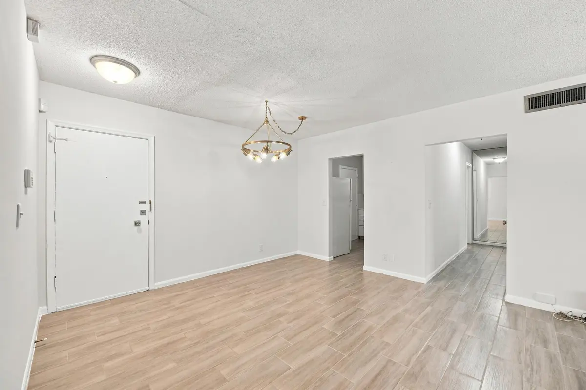 10__jjl6493 at 2251 NE 66th Street 1623, Fort Lauderdale