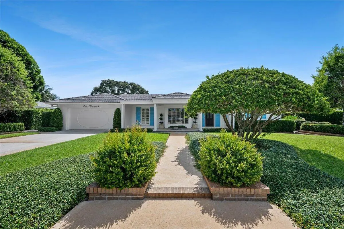 02-LUX_4756 at 1000 Country Club Drive, North Palm Beach