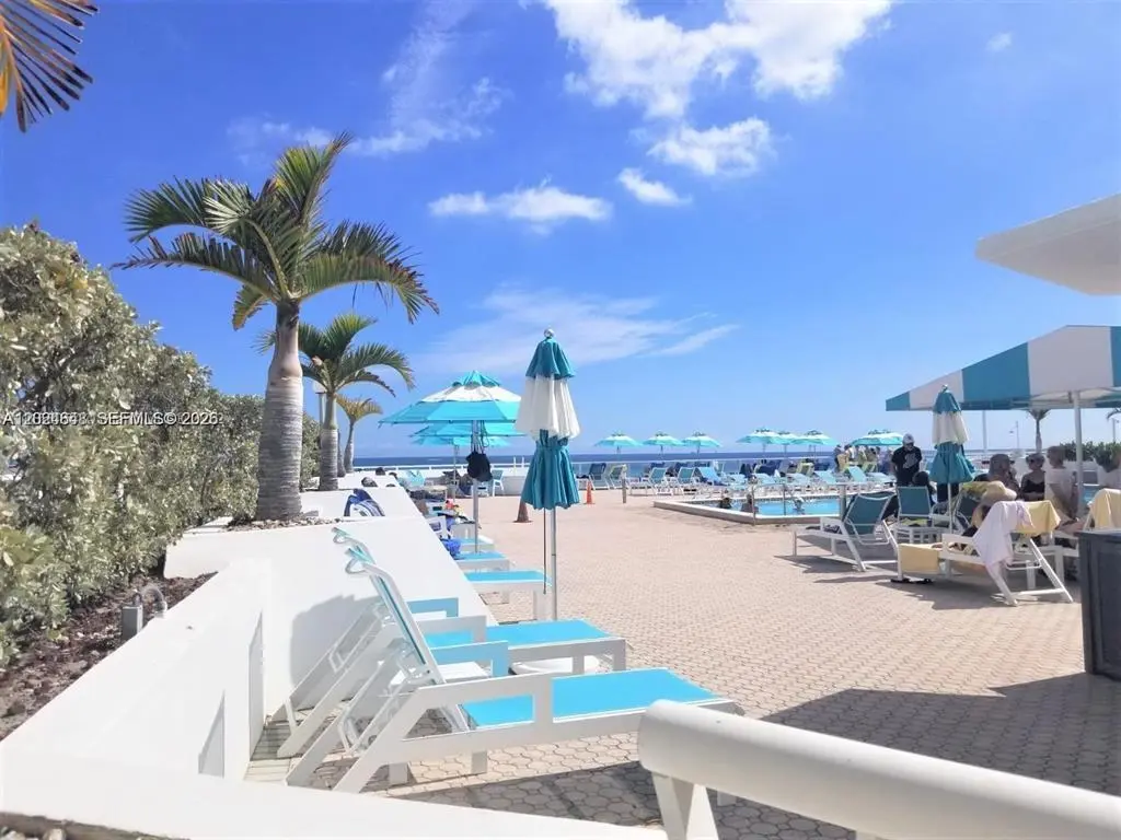 3140-6 at 3140 S OCEAN Drive 210, Hallandale Beach