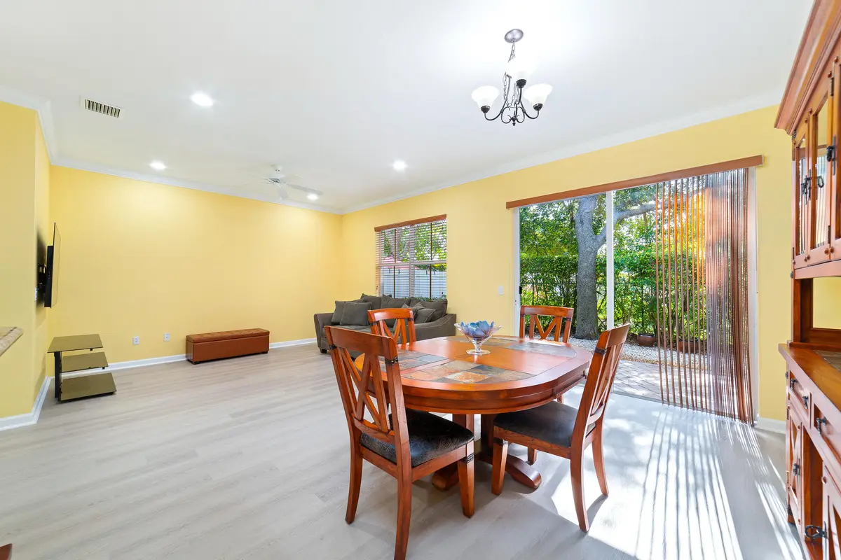 Living Area & Dining at 128 W Prive Circle, Delray Beach