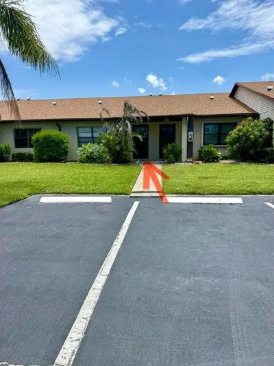 6030 INDRIO Road 5, Fort Pierce – Apartment for rent