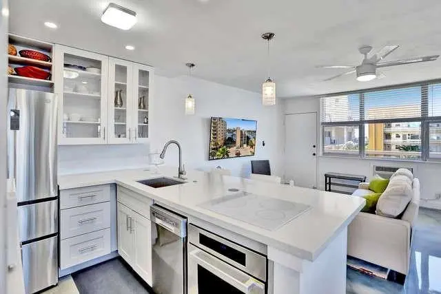Photo 4 at 101 N BIRCH Road 505, Fort Lauderdale