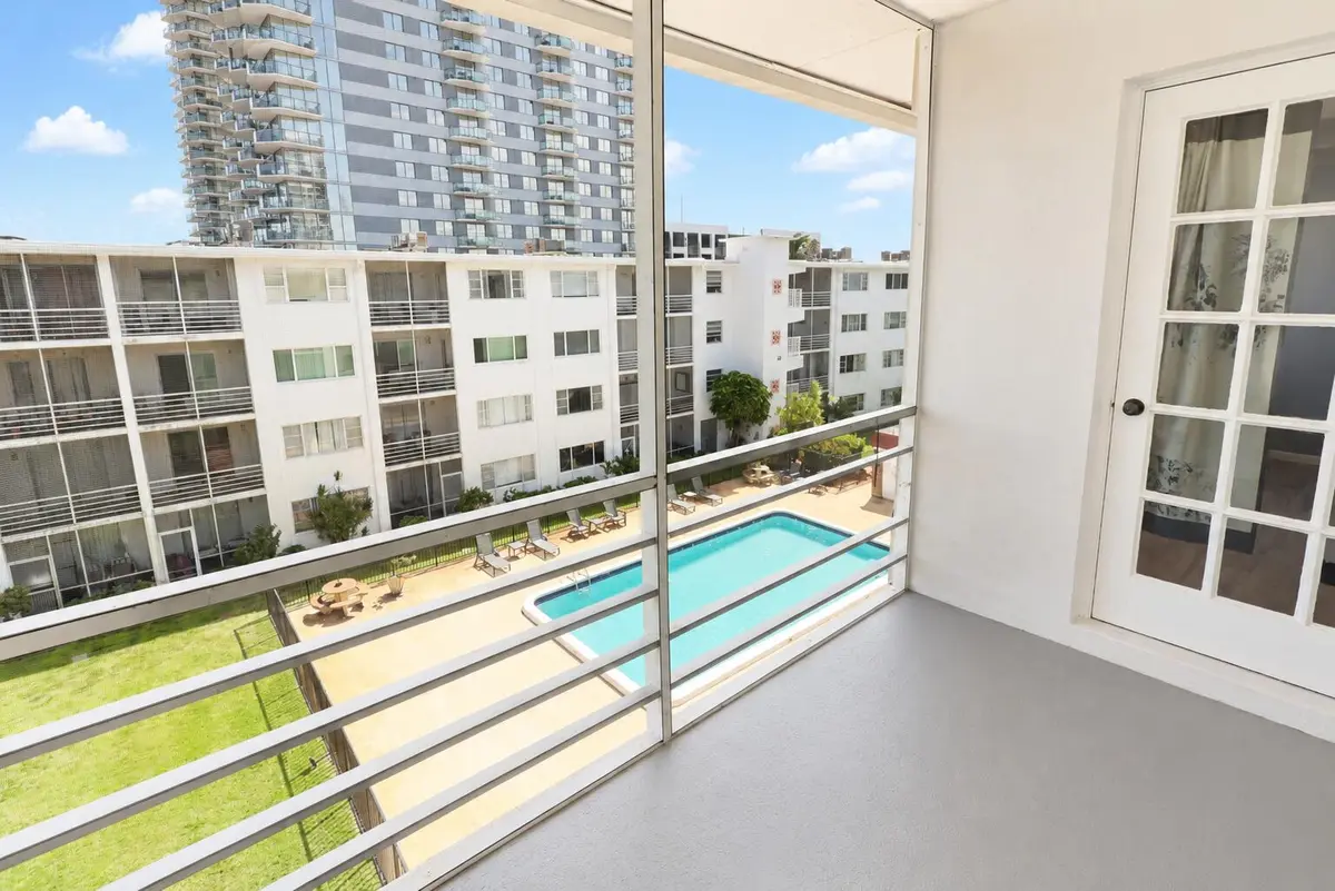 d510bbbc-5b7b-4299-9f2f-dbd9d9354042 at 4500 N FLAGLER Drive B21, West Palm Beach