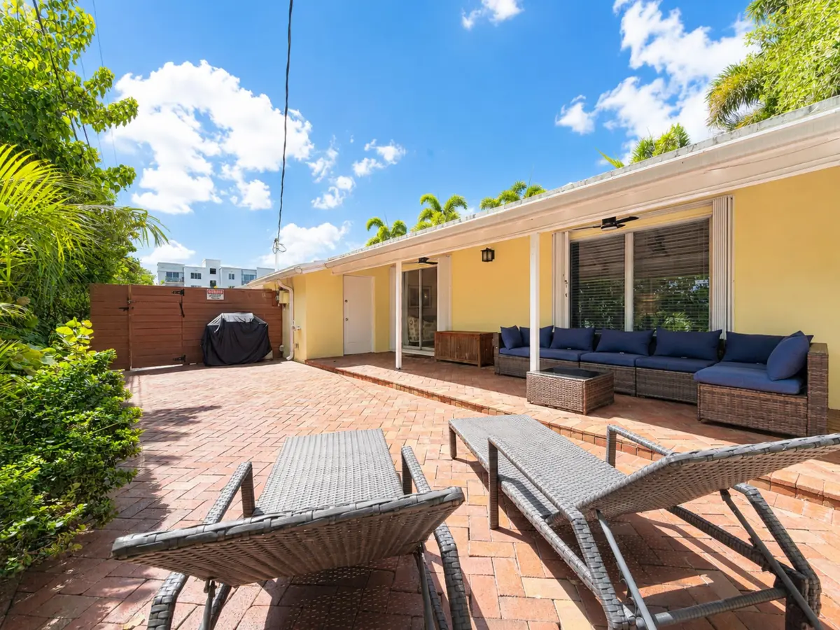 1400 NE 21ST Street, Wilton Manors, FL – photo 6