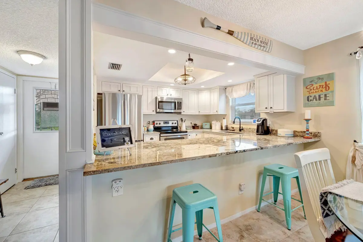 Breakfast Bar at 2950 SE OCEAN Boulevard 134-5, Stuart