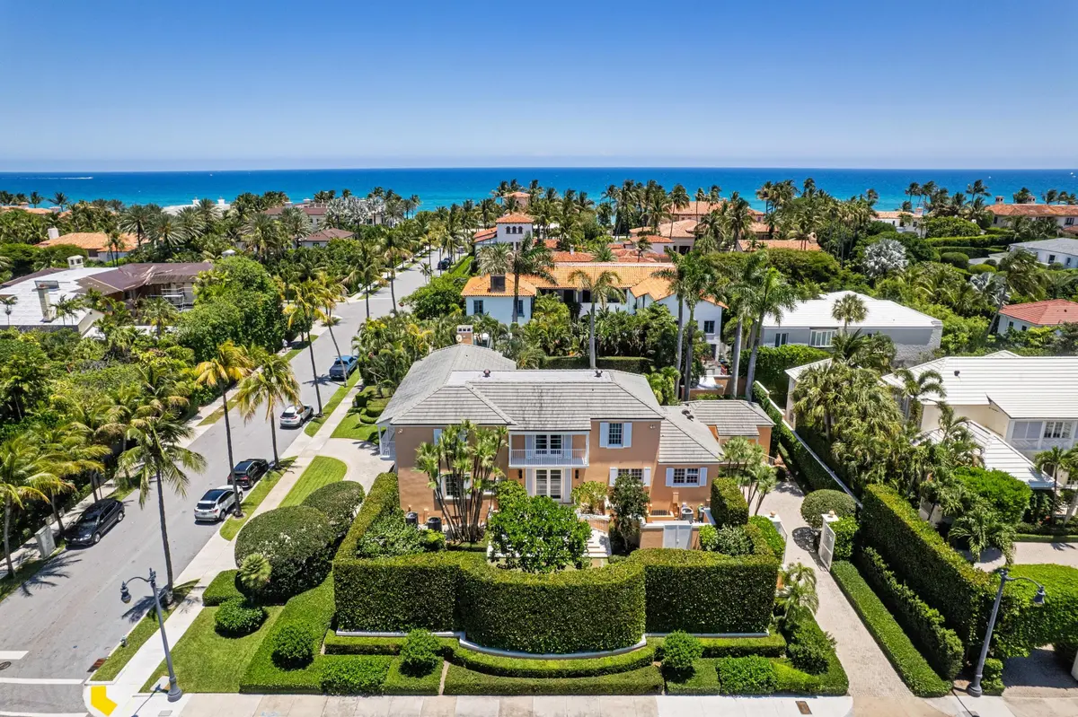 Aerial at 198 Via Marina, Palm Beach