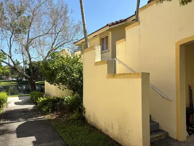 6235 SW 47TH Manor 202, Davie – Townhouse for rent