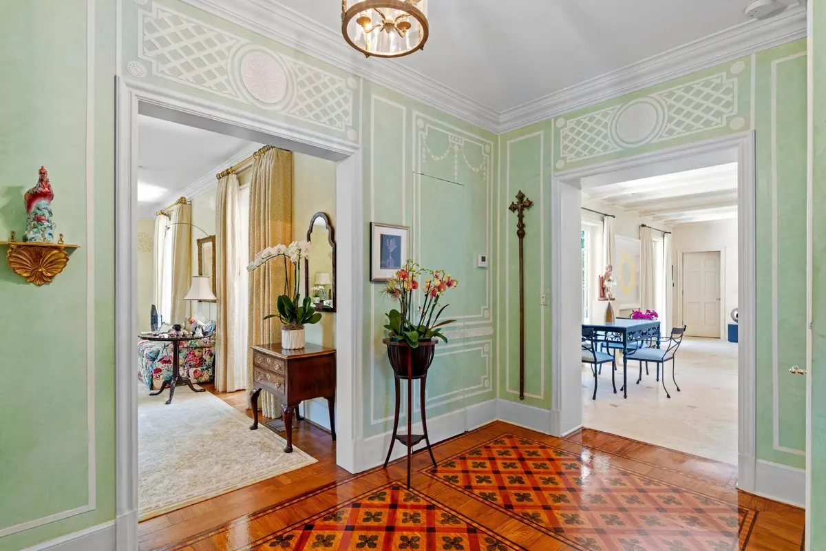 Foyer at 198 Via Marina, Palm Beach