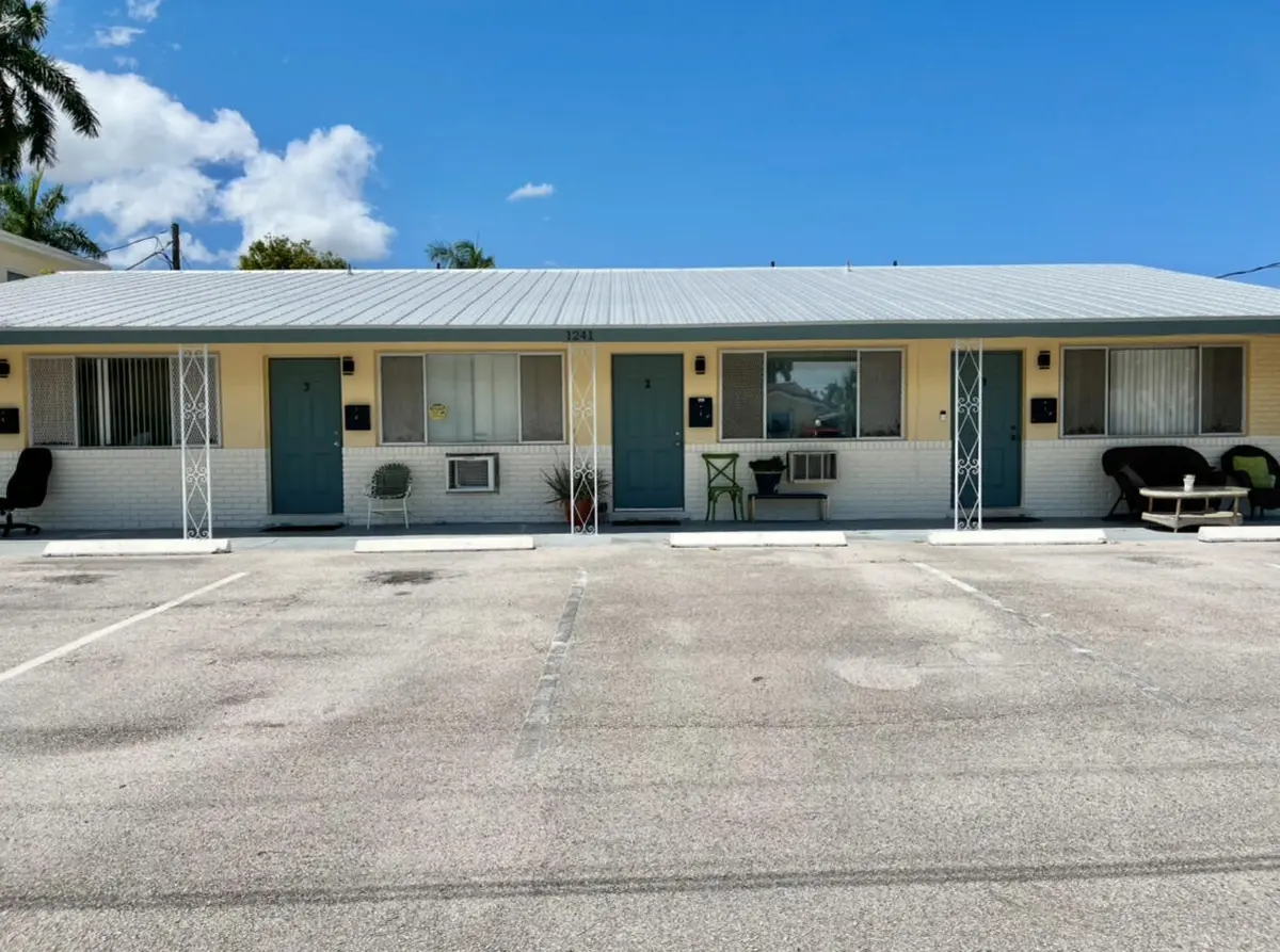 41884b0a-de31-4560-ae36-ec98bf7afcf1 at 1241 SE 3RD Street 1-4, Deerfield Beach