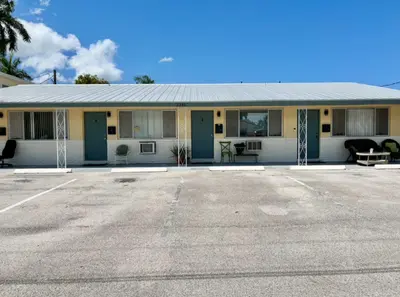 1241 SE 3RD Street 1-4, Deerfield Beach – Quadruplex for sale