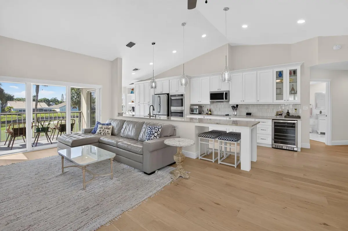 9-web-or-mls-DSC_6707 at 17323 Boca Club Boulevard 8, Boca Raton