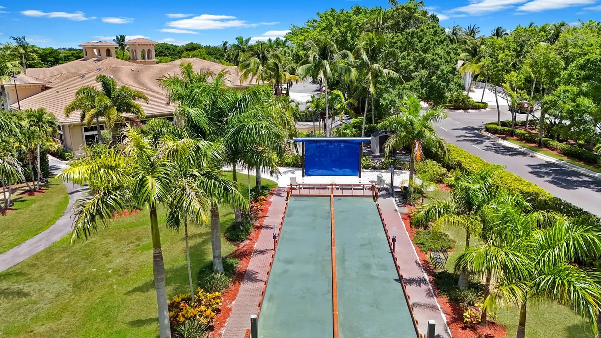 Community at 7100 Demedici Circle, Delray Beach