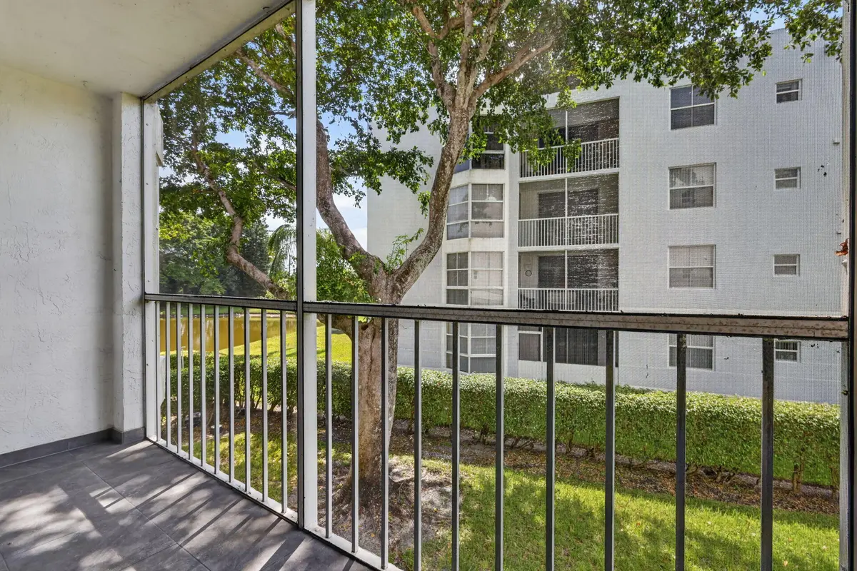 29-web-or-mls-_14A1615 at 5936 MORNINGSTAR Circle 205, Delray Beach