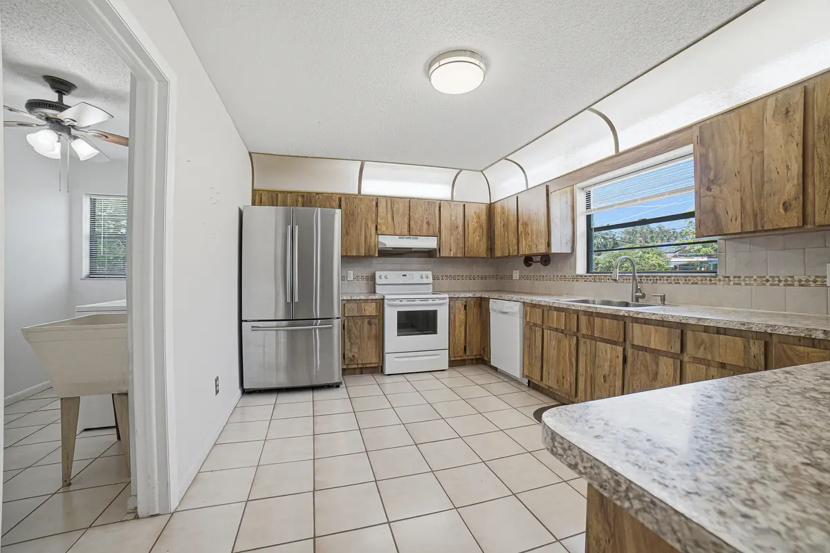 ba29 at 4340 SW 74th Avenue, Davie