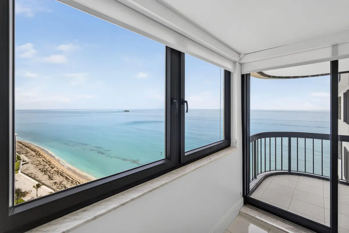 9-web-or-mls-5D1A3218 at 5380 N OCEAN Drive 19F, Singer Island