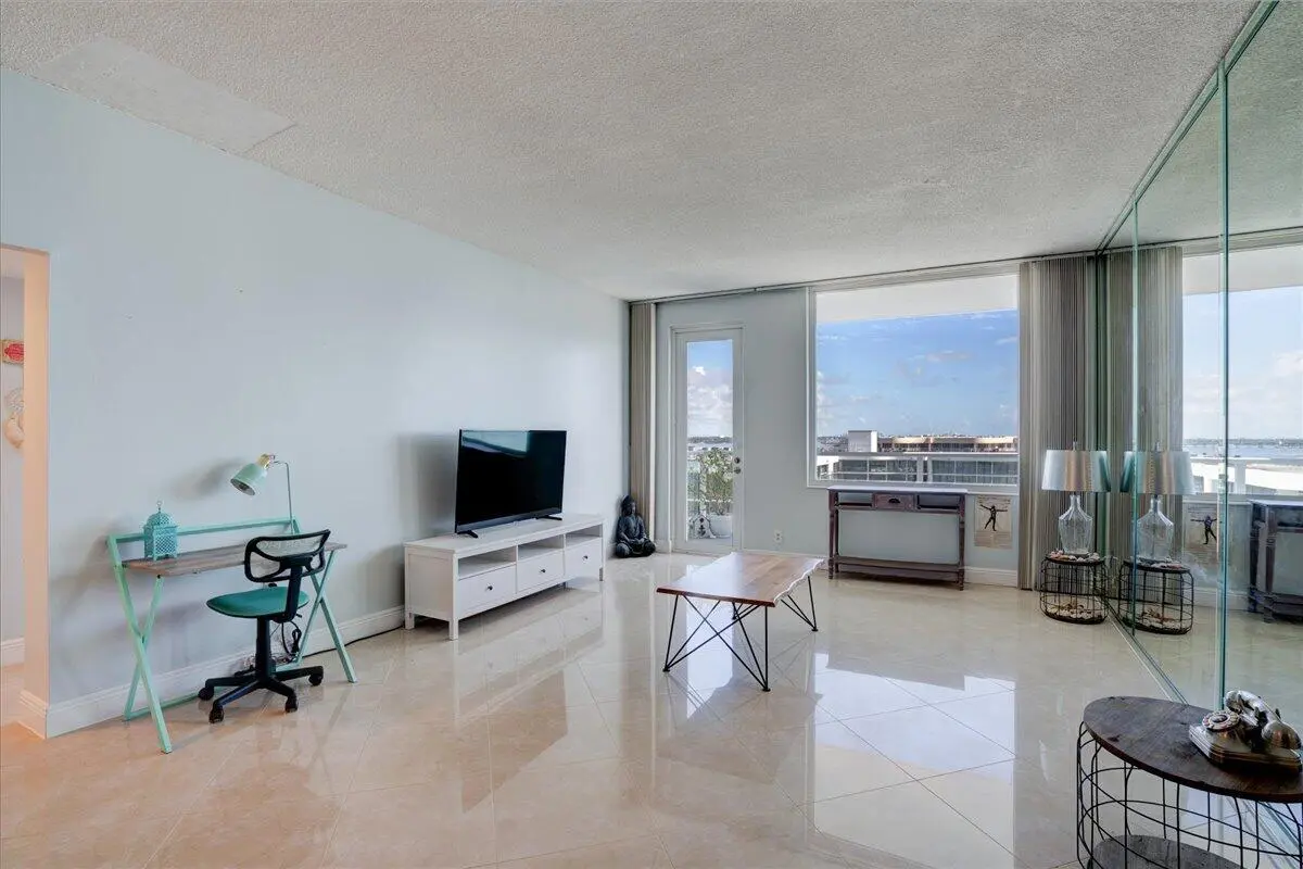 04-3450 S Ocean 806-9 at 3450 S Ocean Boulevard 806, Palm Beach