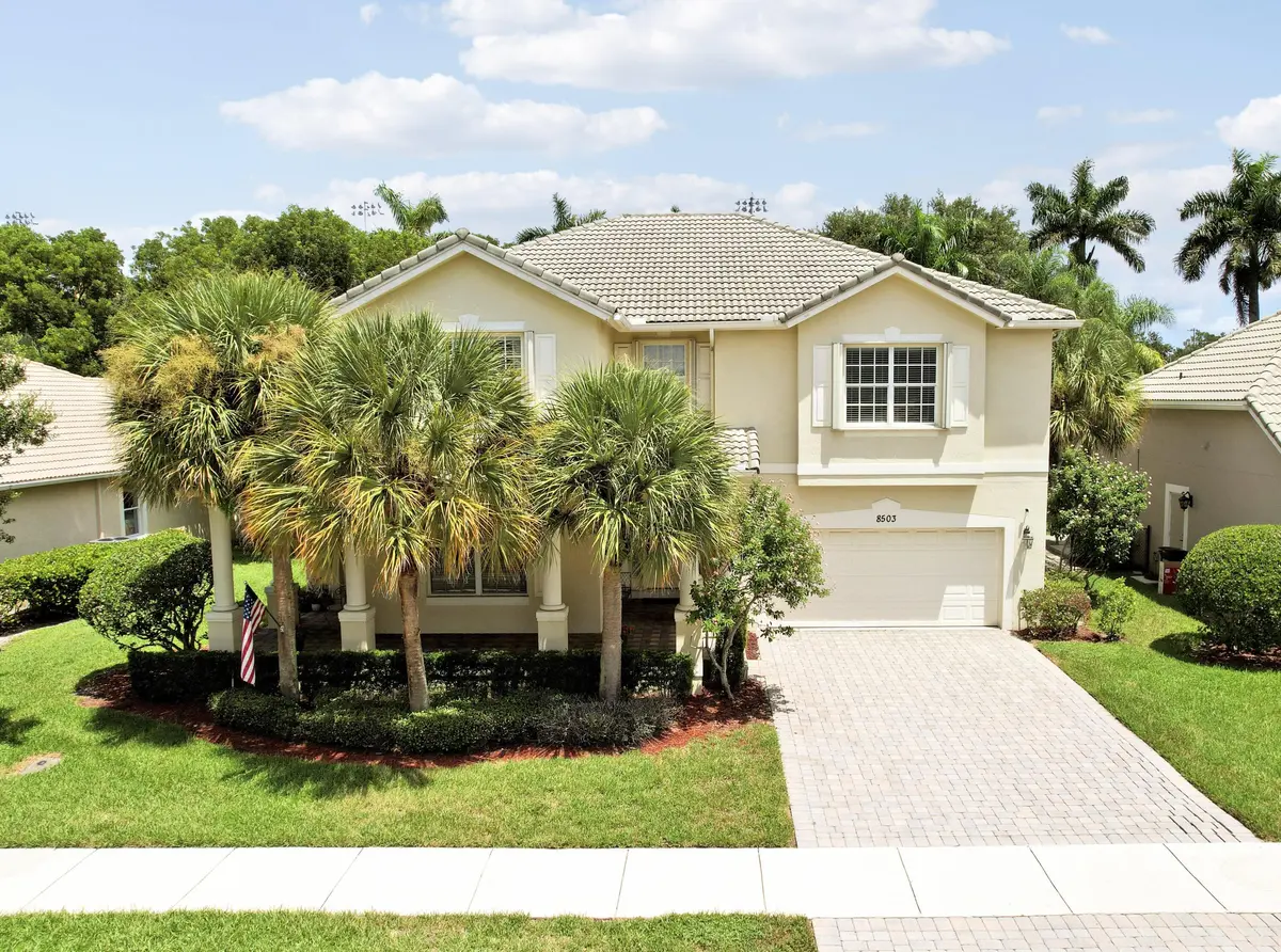 Front of the House at 8503 Portobello Lane, Palm Beach Gardens