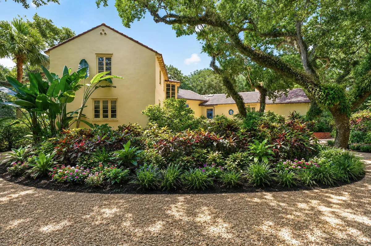 940 Sandfly Ln-2 at 940 SANDFLY Lane, Vero Beach