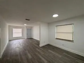 rony2 at 522 N 15TH Street, Fort Pierce