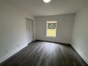 rony3 at 522 N 15TH Street, Fort Pierce