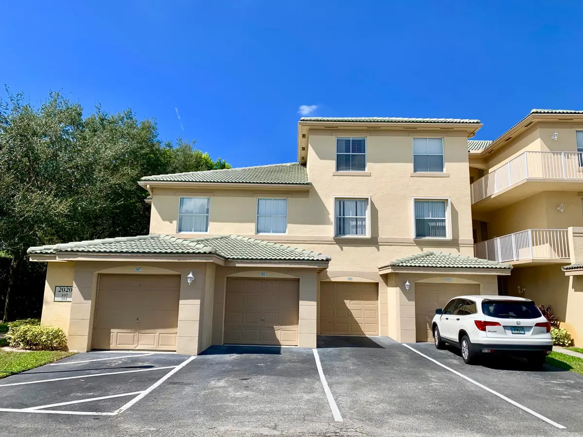 fullsizeoutput_147f at 2020 GREENVIEW SHORES Boulevard 101, Wellington