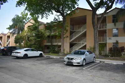8298 NW 24TH Street, Coral Springs – Condominium for sale