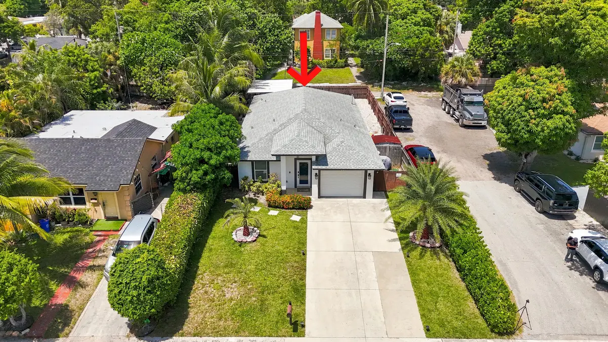 37_dji_20260818002941_0001_d at 901 S M Street, Lake Worth Beach