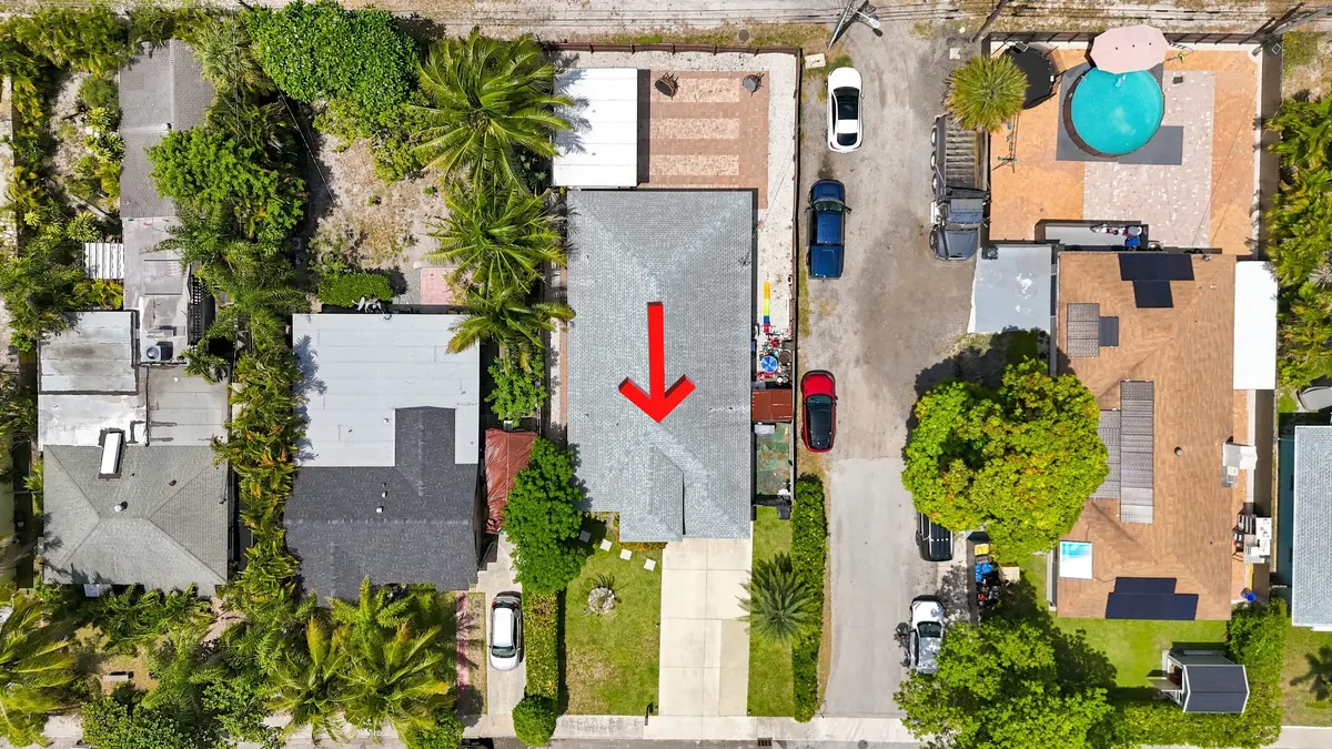 38_dji_20260818003000_0002_d at 901 S M Street, Lake Worth Beach