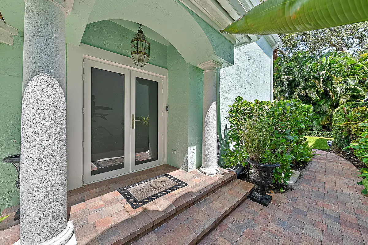 Front Exterior Entry at 7 Grand Bay Circle, Juno Beach