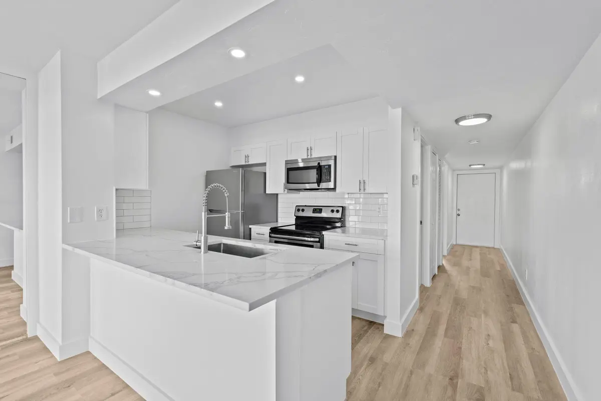 7-web-or-mls-A7405508 at 271 Cypress Point Drive, Palm Beach Gardens
