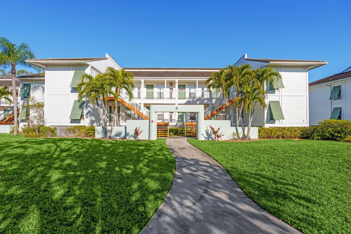 1-web-or-mls-A7405452 at 271 Cypress Point Drive, Palm Beach Gardens