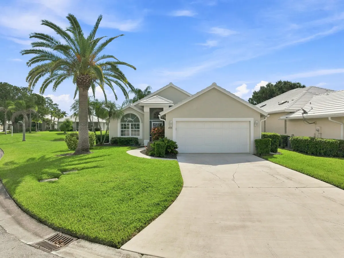 Front at 433 SW Fairway Lake, Port St. Lucie