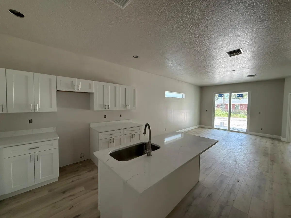 2007 N 48TH N Street, Fort Pierce, FL – photo 4