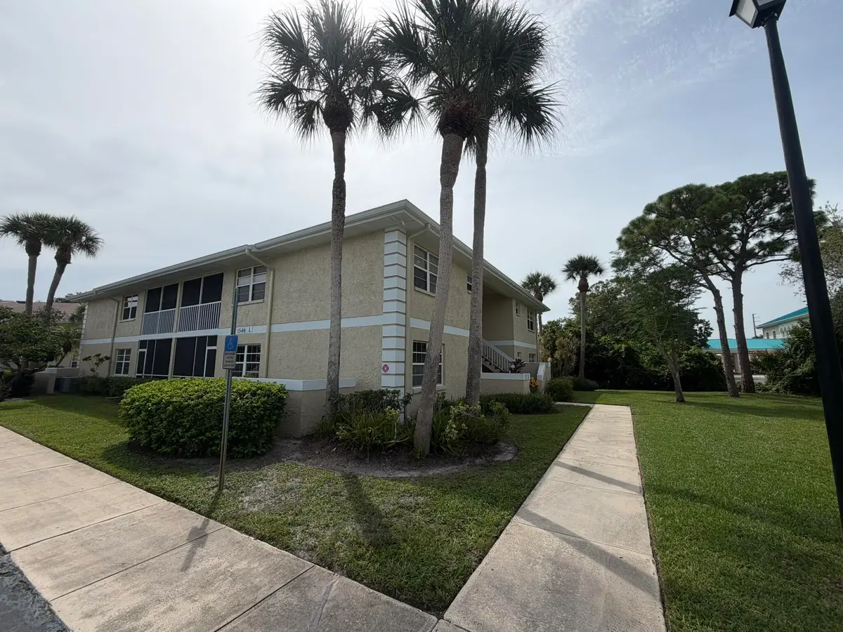 Exterior Front at 1546 SE ROYAL GREEN Circle 102, Port St. Lucie