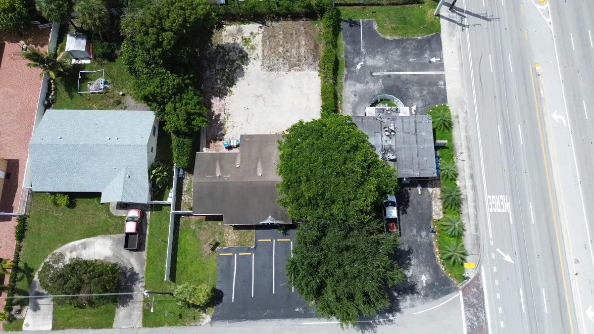 Aerial7 at 840 NW 33rd Street, Oakland Park