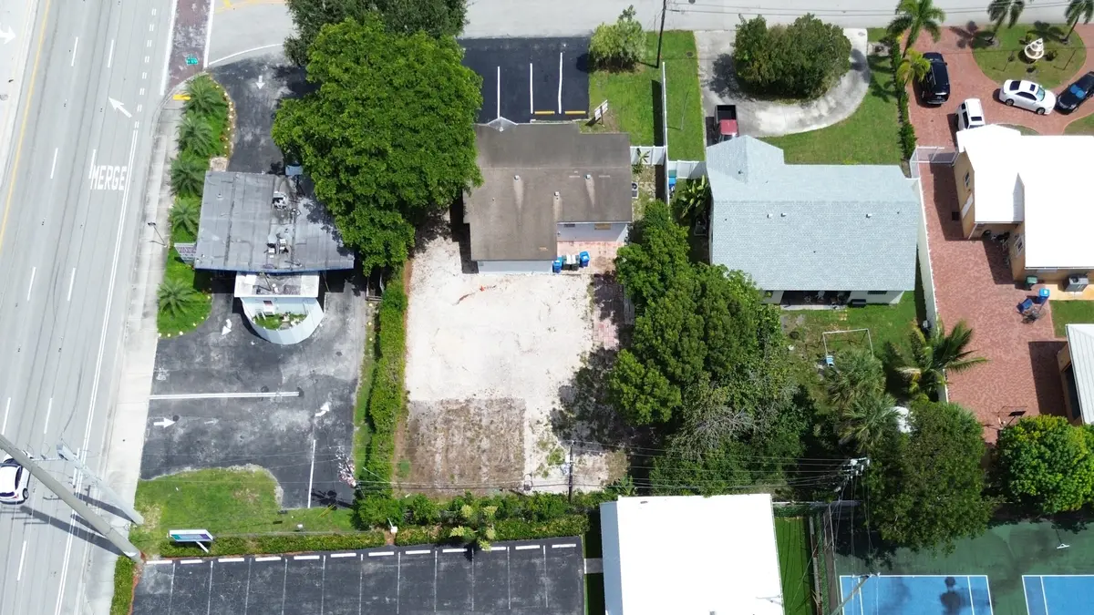 Aerial8 at 840 NW 33rd Street, Oakland Park