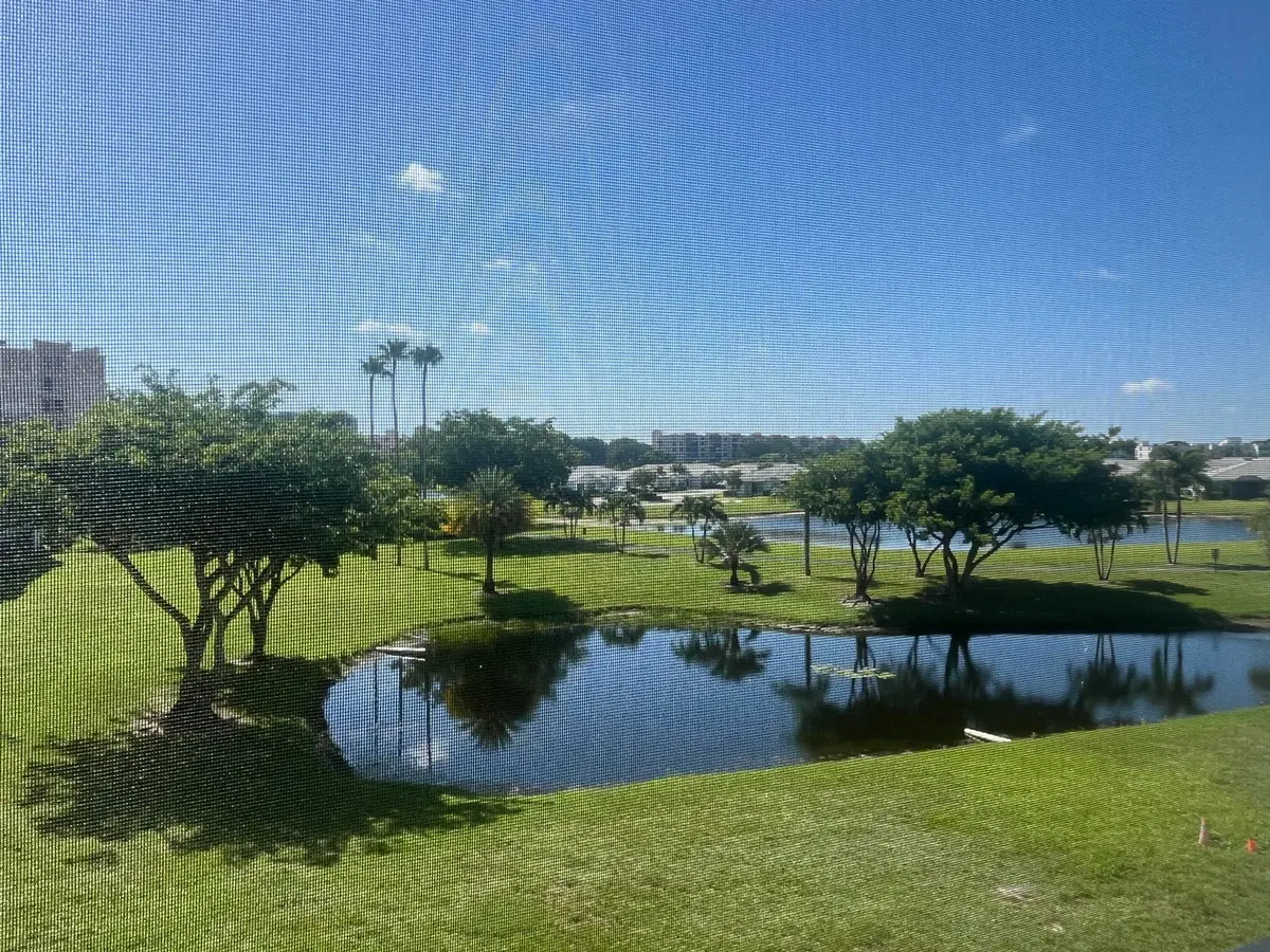 VIEWS at 7006 Huntington Lane #302, Delray Beach