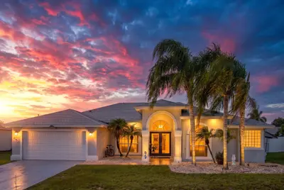 470 SW McComb Avenue, Port St. Lucie – Single Family Residence for sale