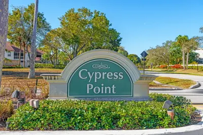 155 CYPRESS POINT Drive, Palm Beach Gardens – Condominium for rent