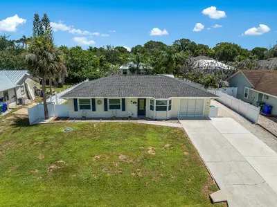 867 CLEARMONT Street, Sebastian – sold