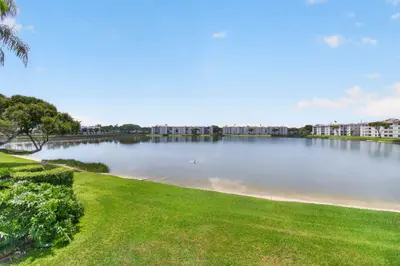 14095 Royal Vista Drive 201, Delray Beach – Condominium for sale